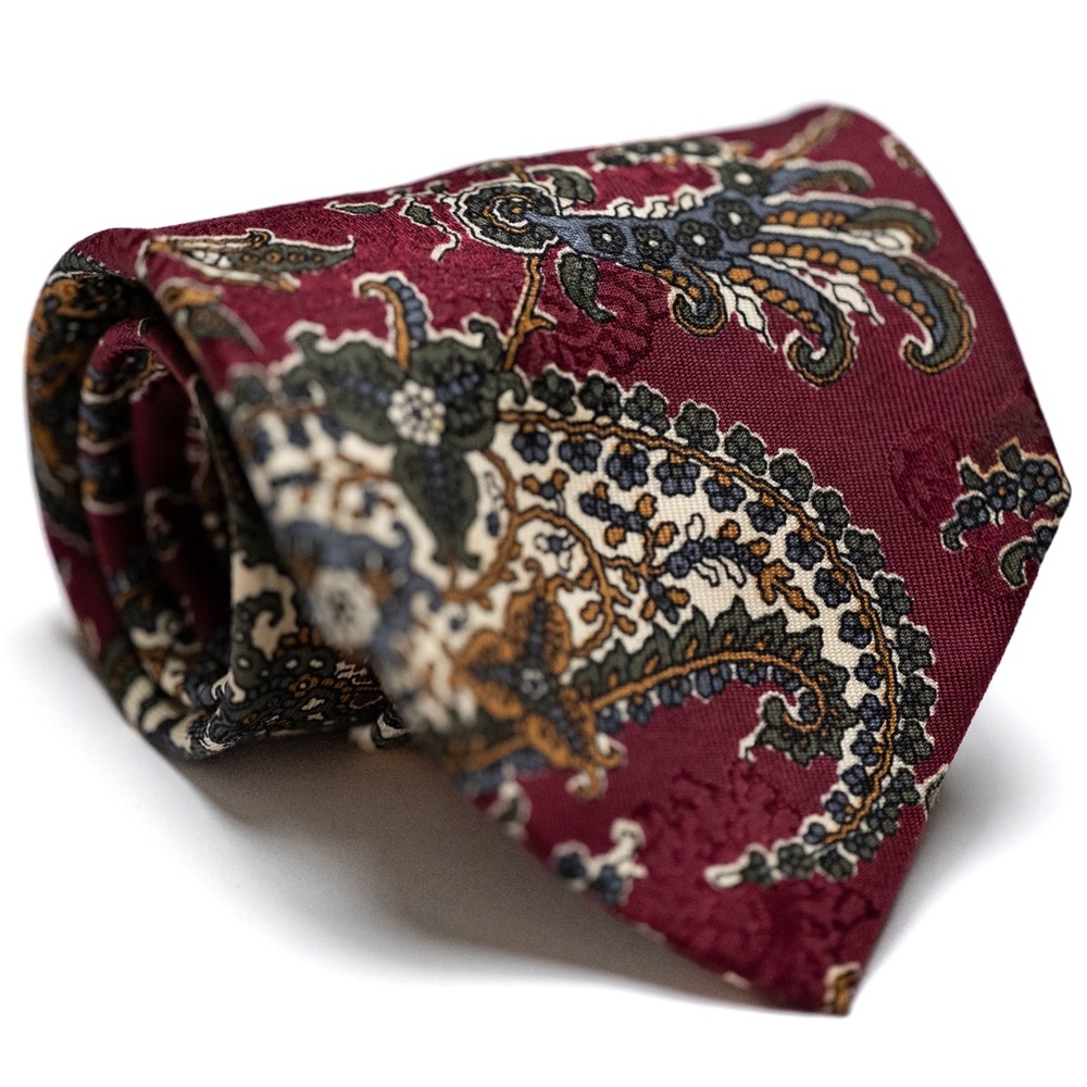 Robert Talbott Carmel Valley Paisley Burgundy Silk Tie, EUC